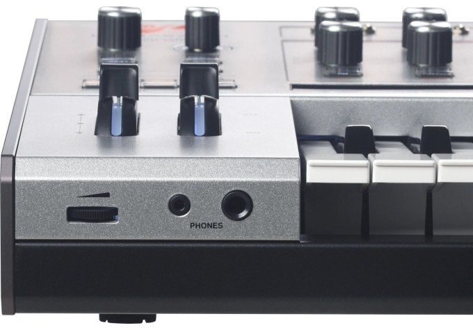 ASM Hydrasynth Deluxe Silver