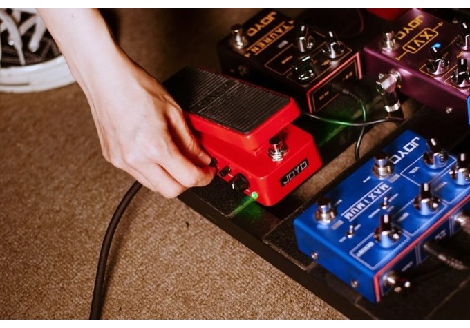 Joyo Multifunction Wah-Wah pedál