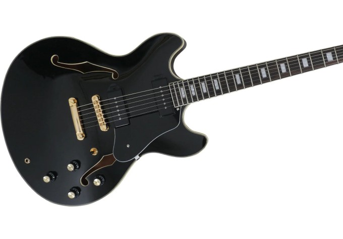 Sire Larry Carlton H7V