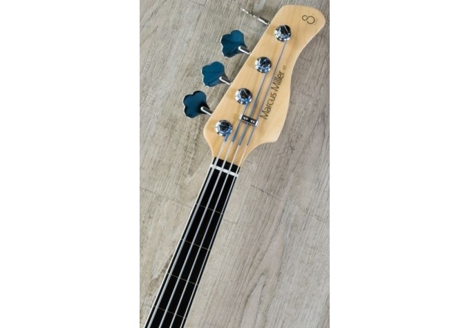 Sire Marcus Miller V7 Alder-4 FL 2nd Gen Antique White