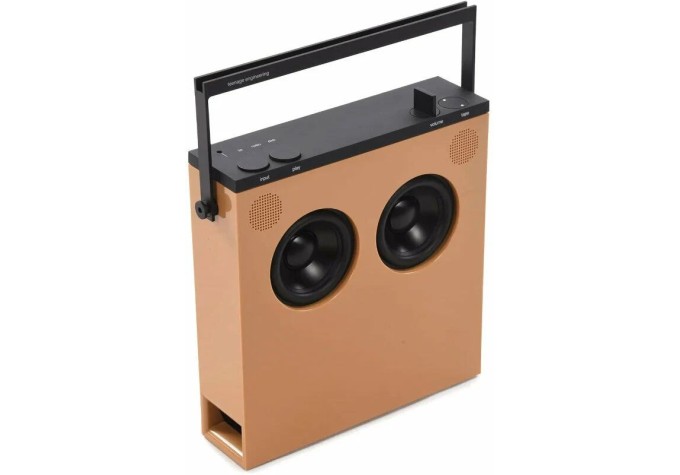 Teenage Engineering OB–4 Ochre